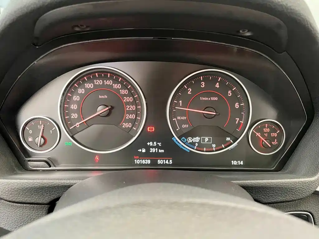 BMW 3 Series 2017 — фото 12