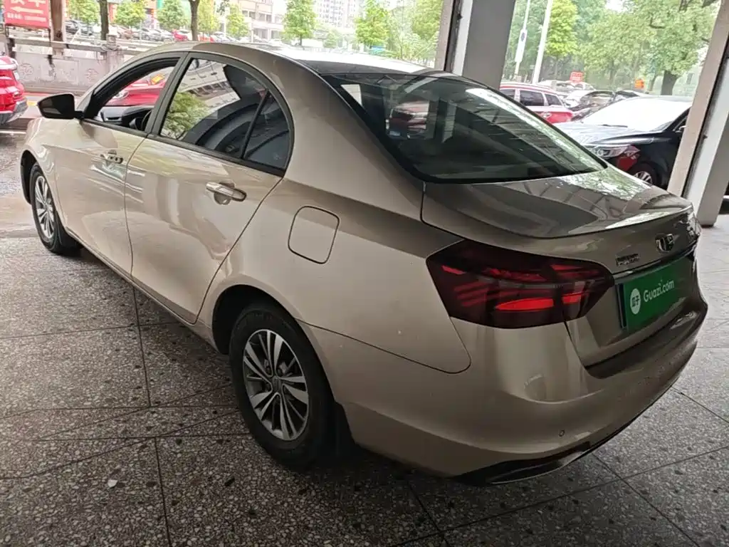 Geely Emgrand 2019