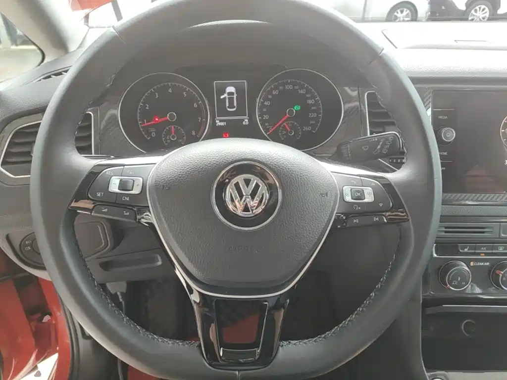 Volkswagen Golf Jialu 2018 — фото 11