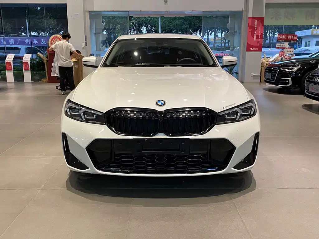 BMW 3 Series 2023