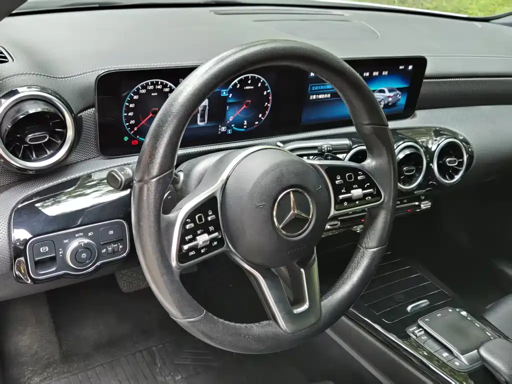 Mercedes-Benz A-Class 2021