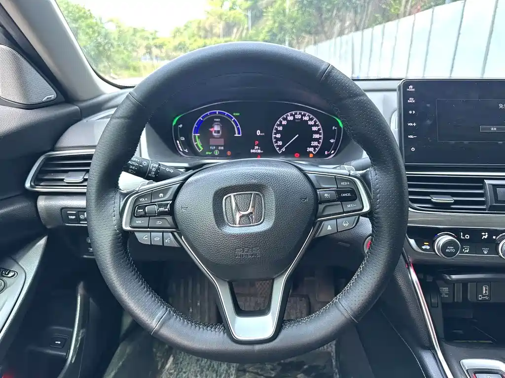 Honda Accord 2023 — фото 11