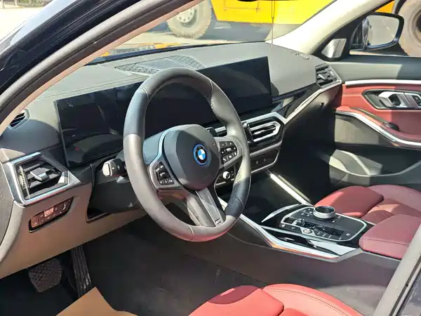 BMW i3 2024