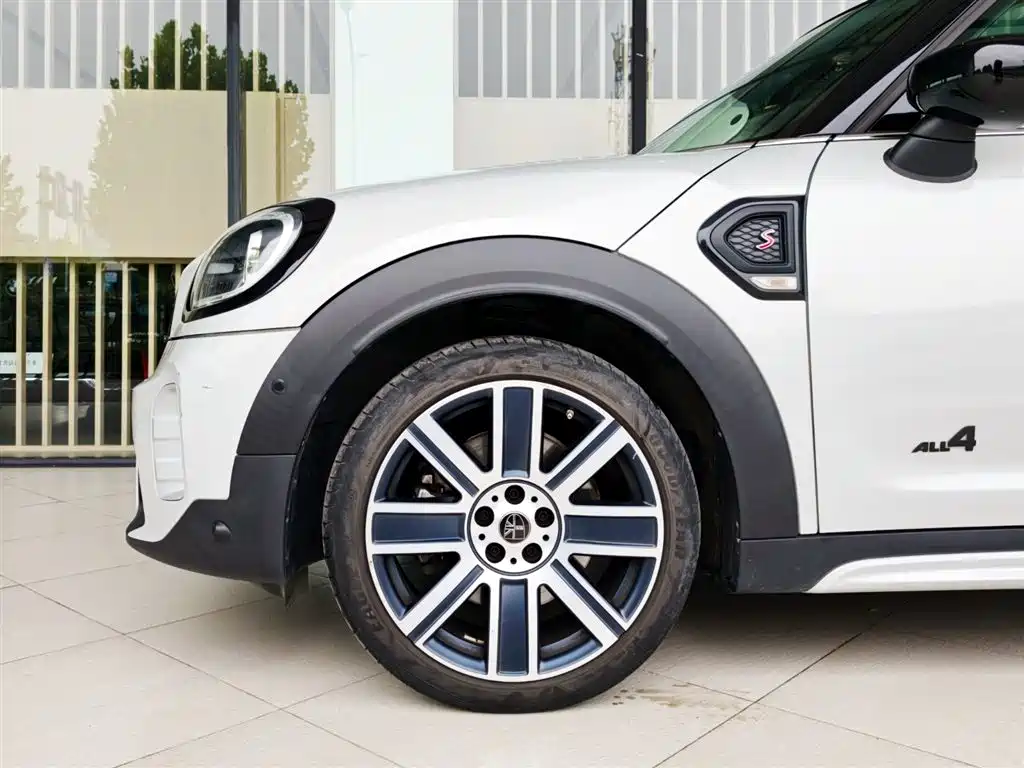 MINI Countryman 2023 — фото 8
