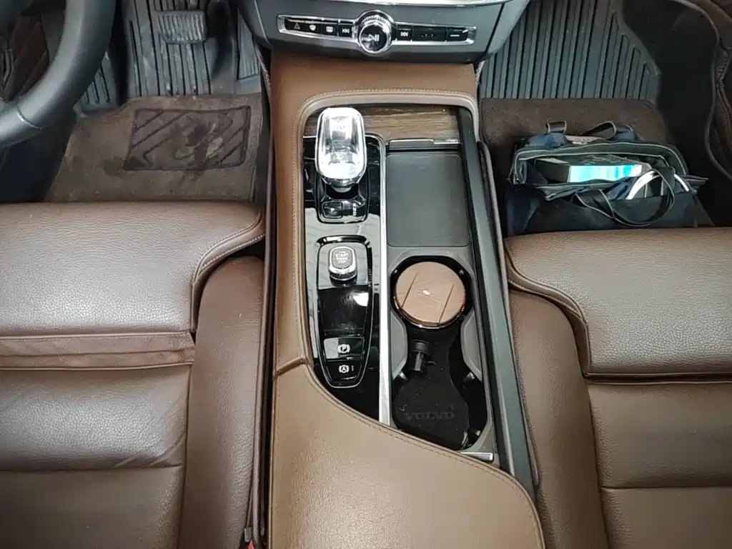 Volvo S90 2023 — фото 14