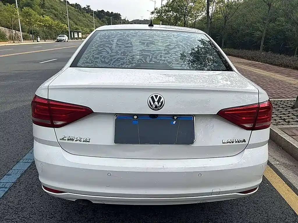 Volkswagen Lavida 2018 — фото 5