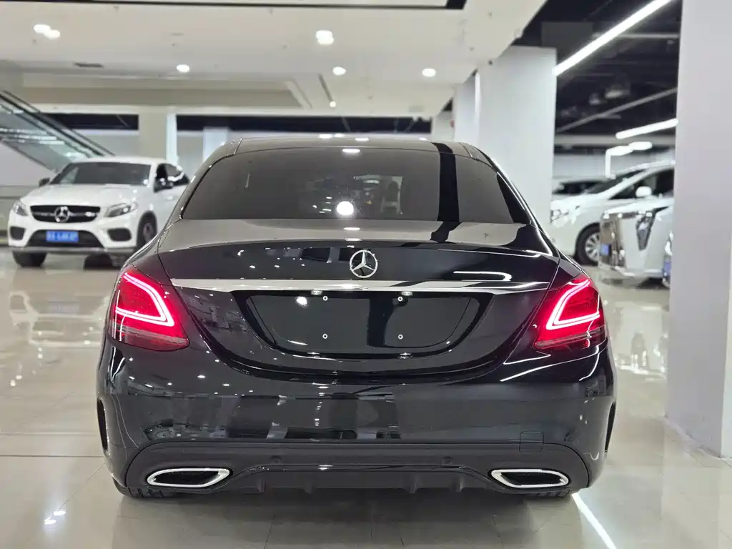 Mercedes-Benz C-Class 2021