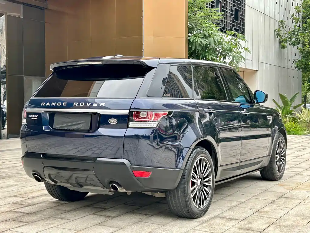 Land Rover Range Rover Sport 2015 — фото 7