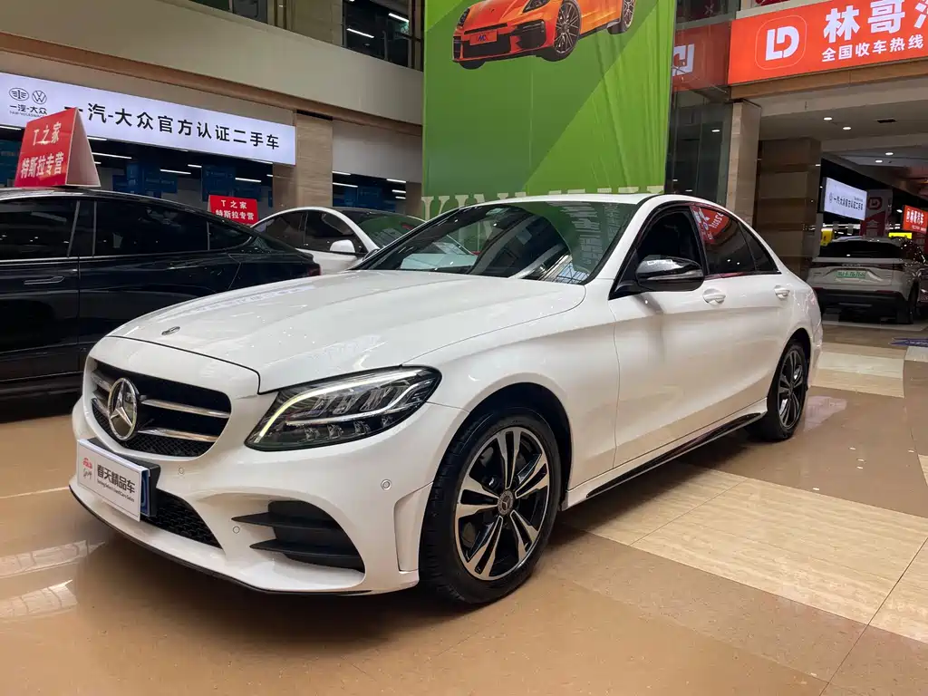 Mercedes-Benz C-Class 2019 — фото 3