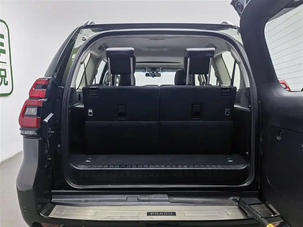 Toyota Prado 2018 — фото 16