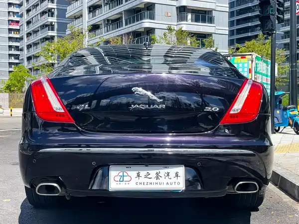 Jaguar XJ 2014