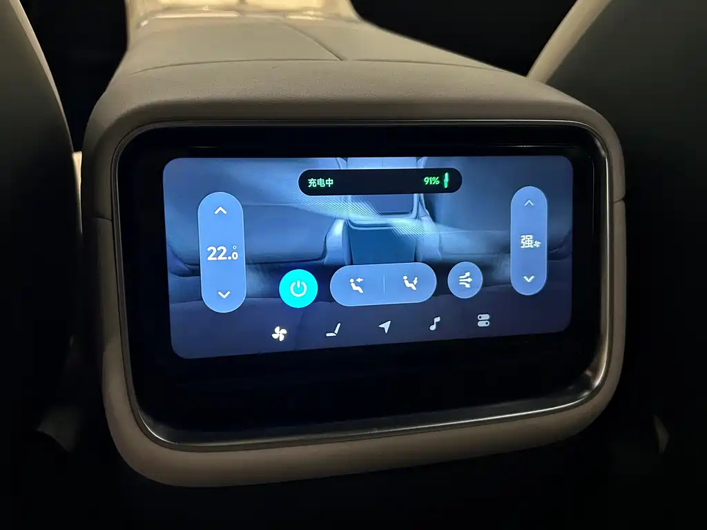 Xiaomi YU7 2025 — фото 27