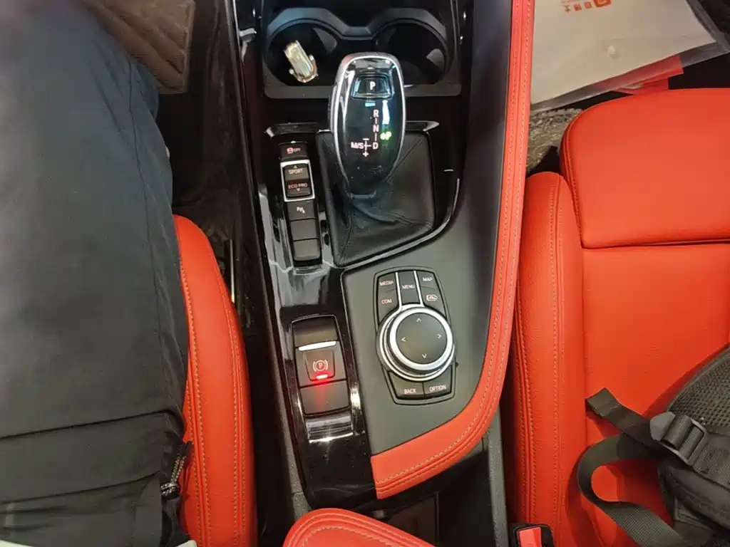 BMW X2 2021 — фото 14