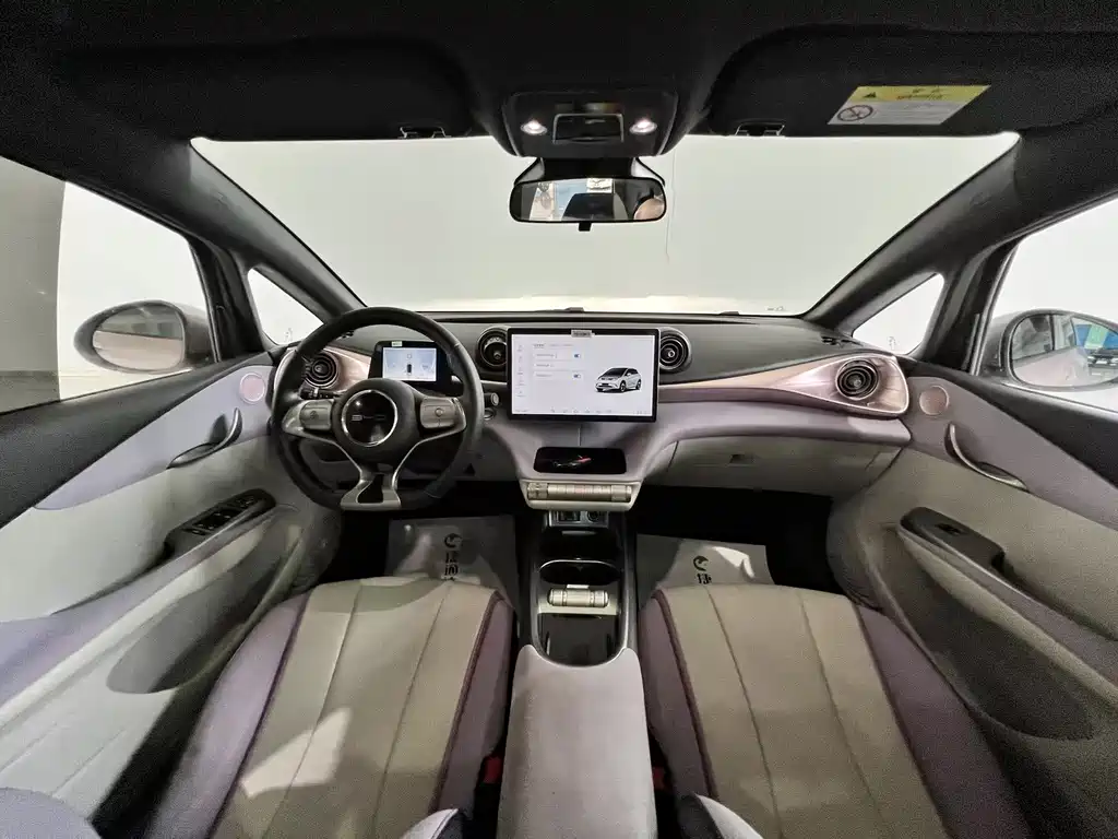 BYD Dolphin 2022 — фото 11