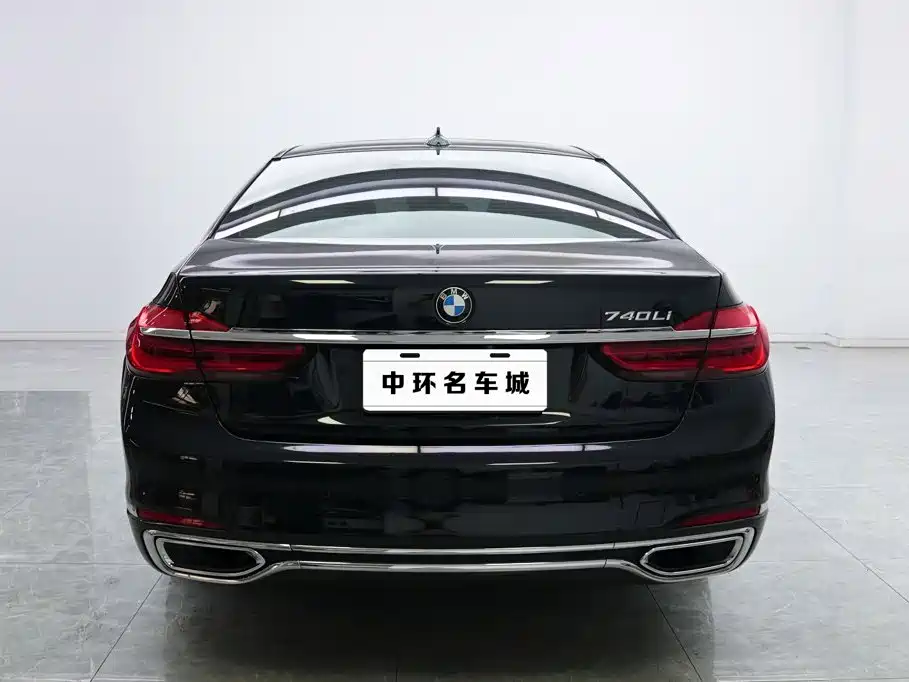 BMW 7 Series 2016 — фото 18
