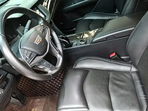 Cadillac CT6 2021