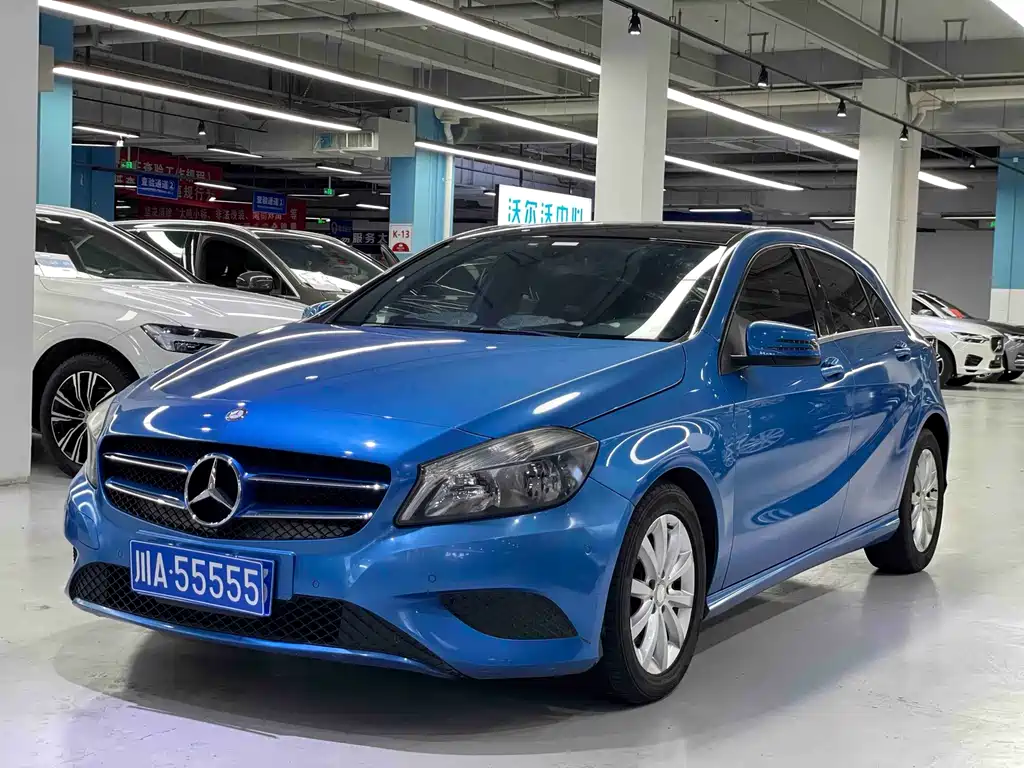 Mercedes-Benz A-Class 2014 — фото 1