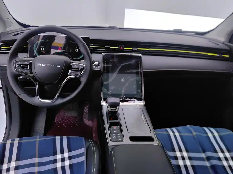 Roewe RX5 New Energy 2022 — фото 12
