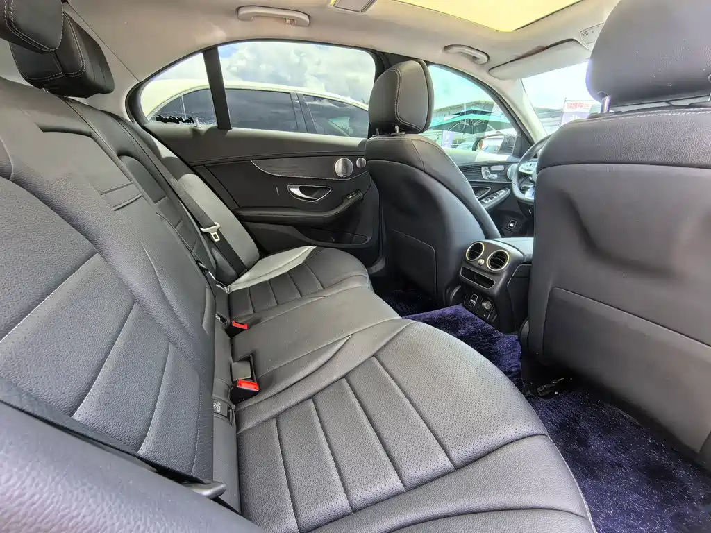 Mercedes-Benz C-Class 2021 — фото 10