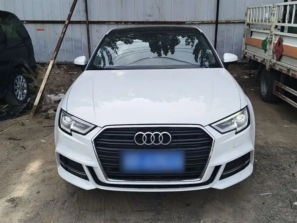 Audi A3 2018 — фото 3