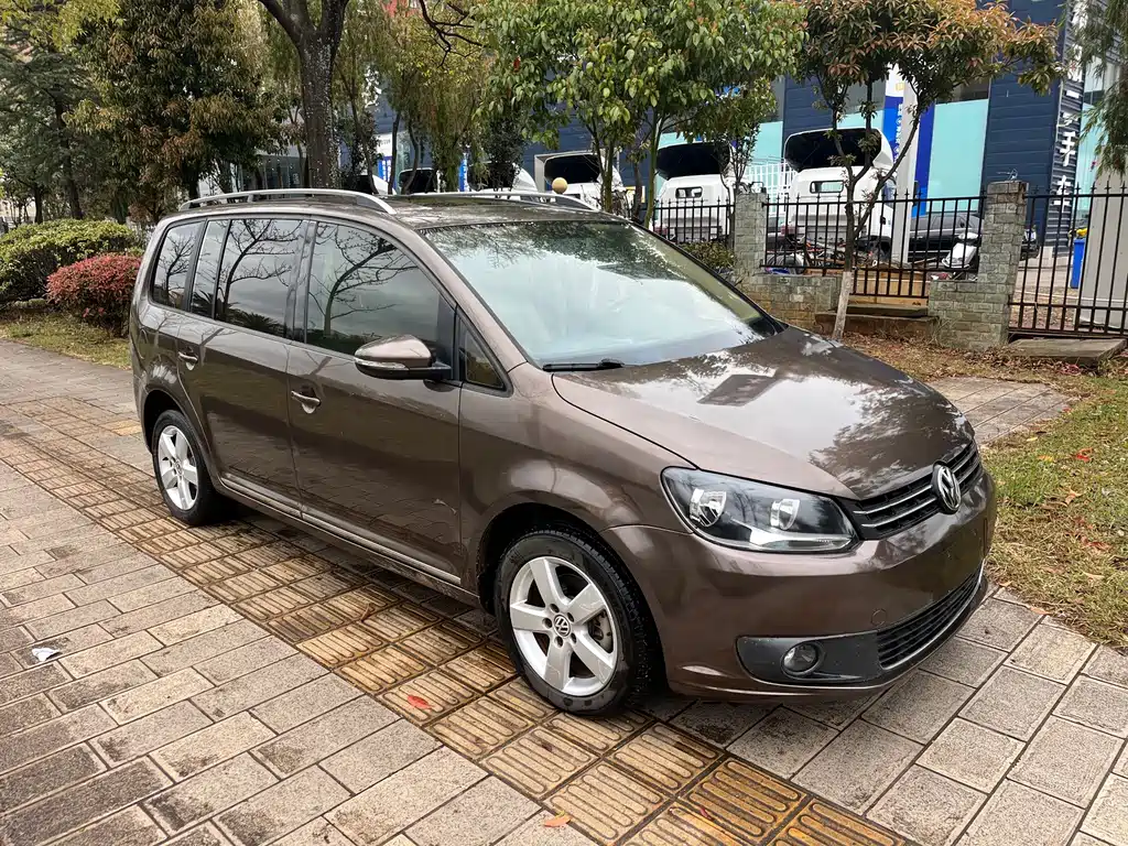 Volkswagen Touran 2013