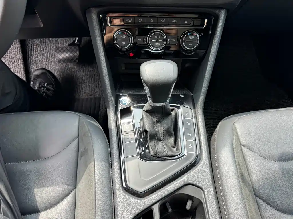 Volkswagen Tiguan L 2020