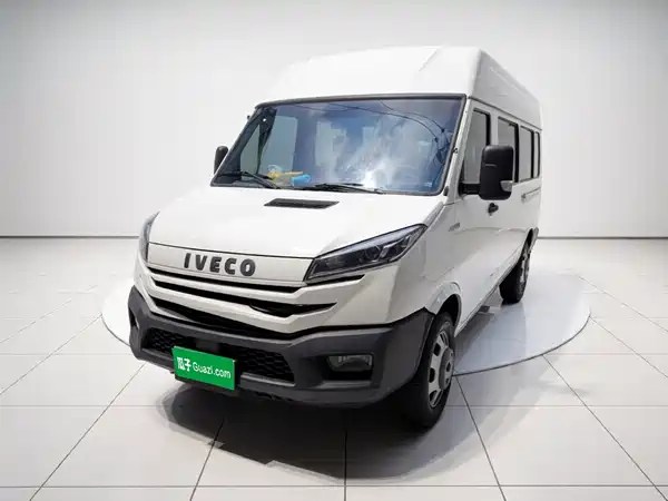 Iveco Proud 2024