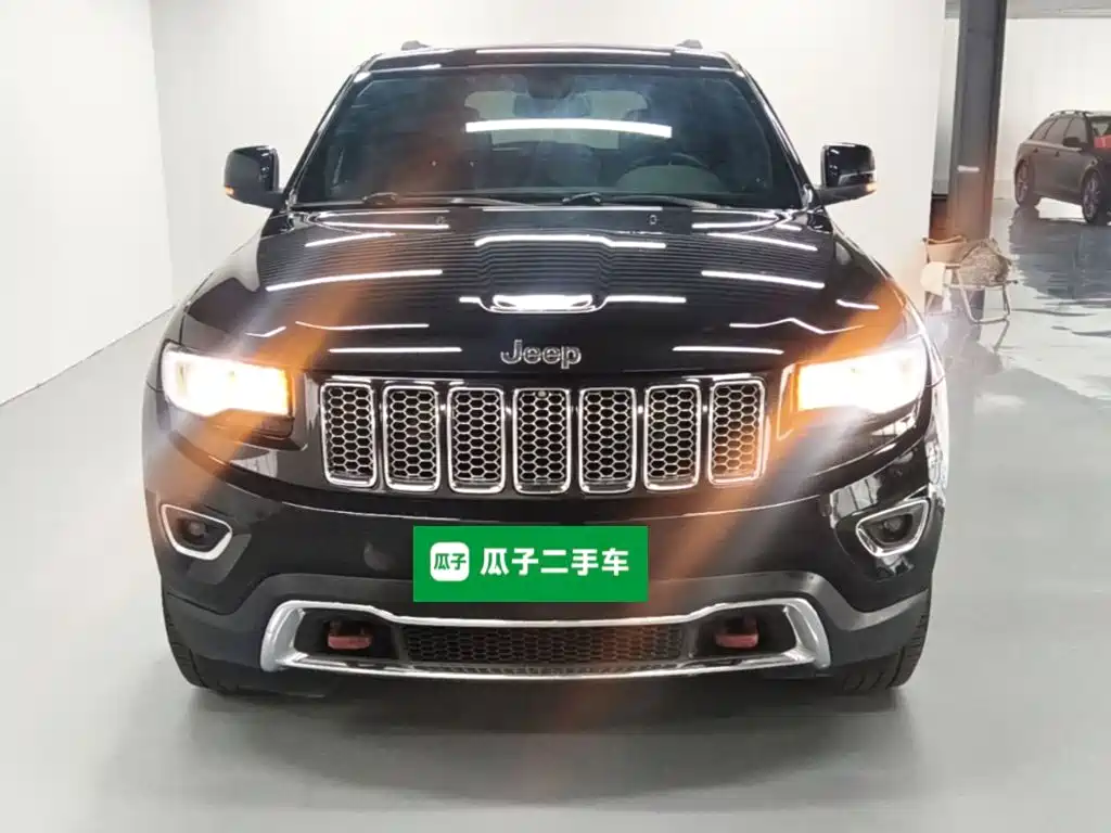 Jeep Grand Cherokee 2015 — фото 3