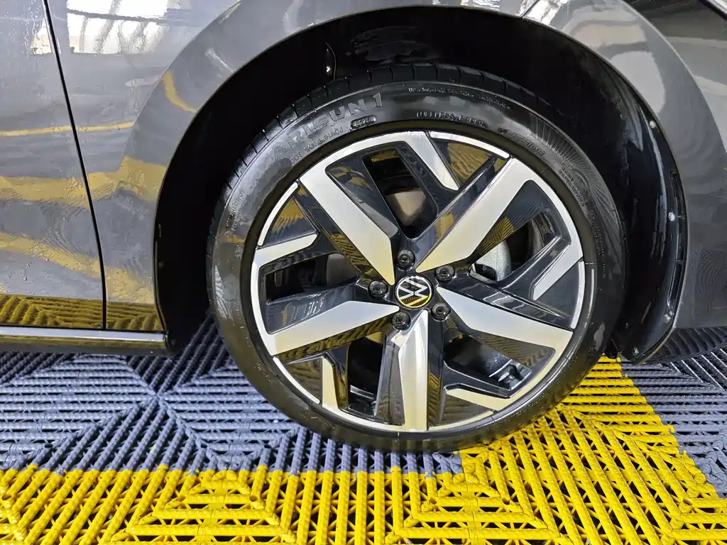 Volkswagen Lamando 2023