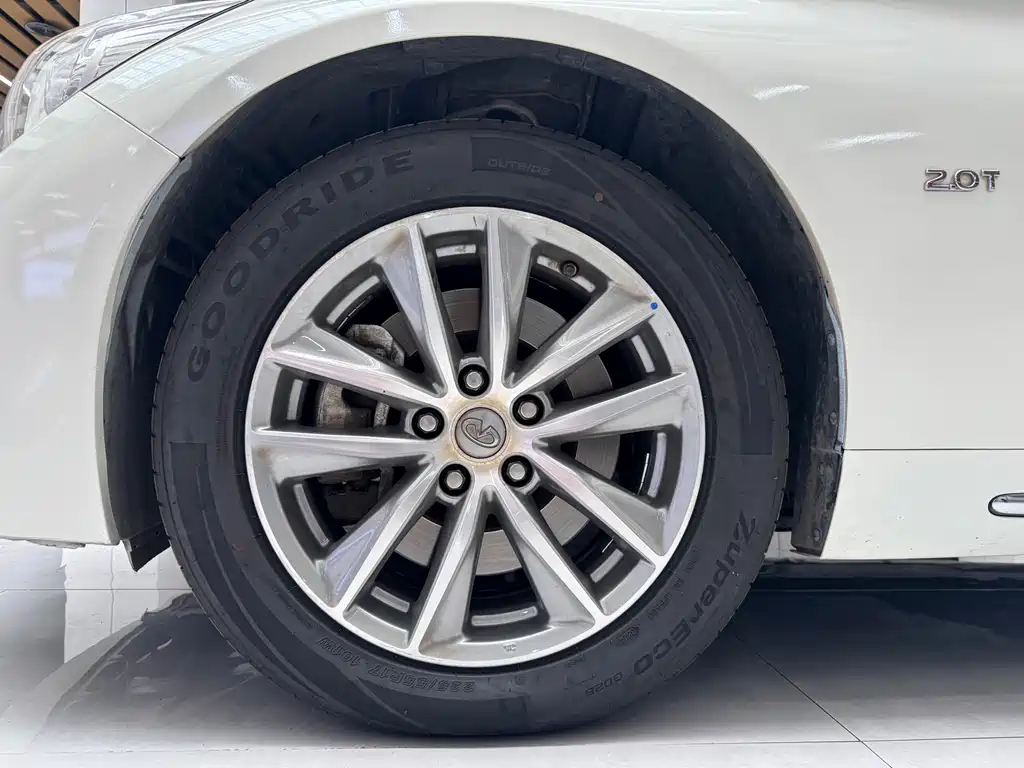 Infiniti Q50L 2023 — фото 21