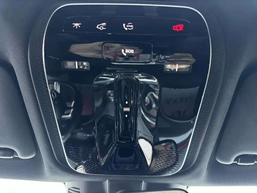 Mercedes-Benz C-Class 2023 — фото 13