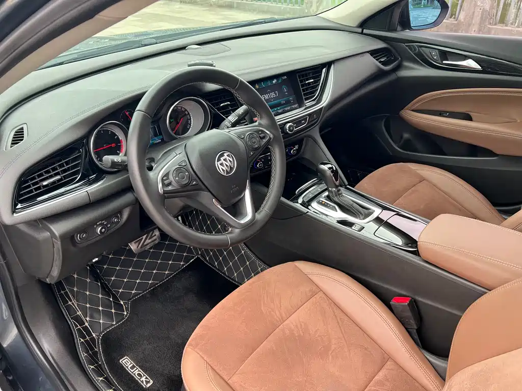 Buick Regal 2019 — фото 15