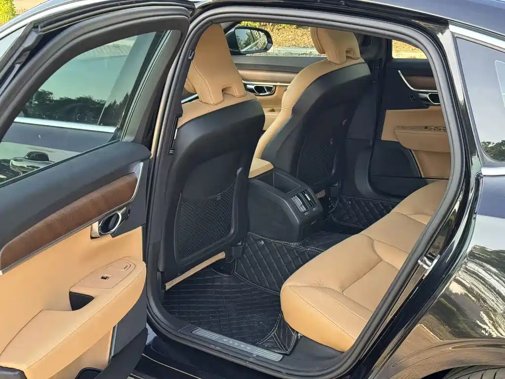 Volvo S90 2019 — фото 10