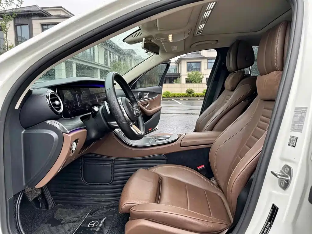 Mercedes-Benz E-Class 2019 — фото 5