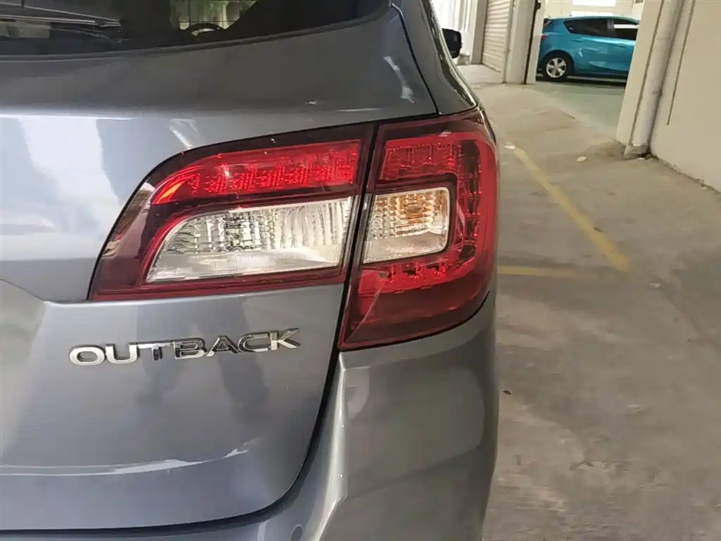 Subaru Outback 2015 — фото 8