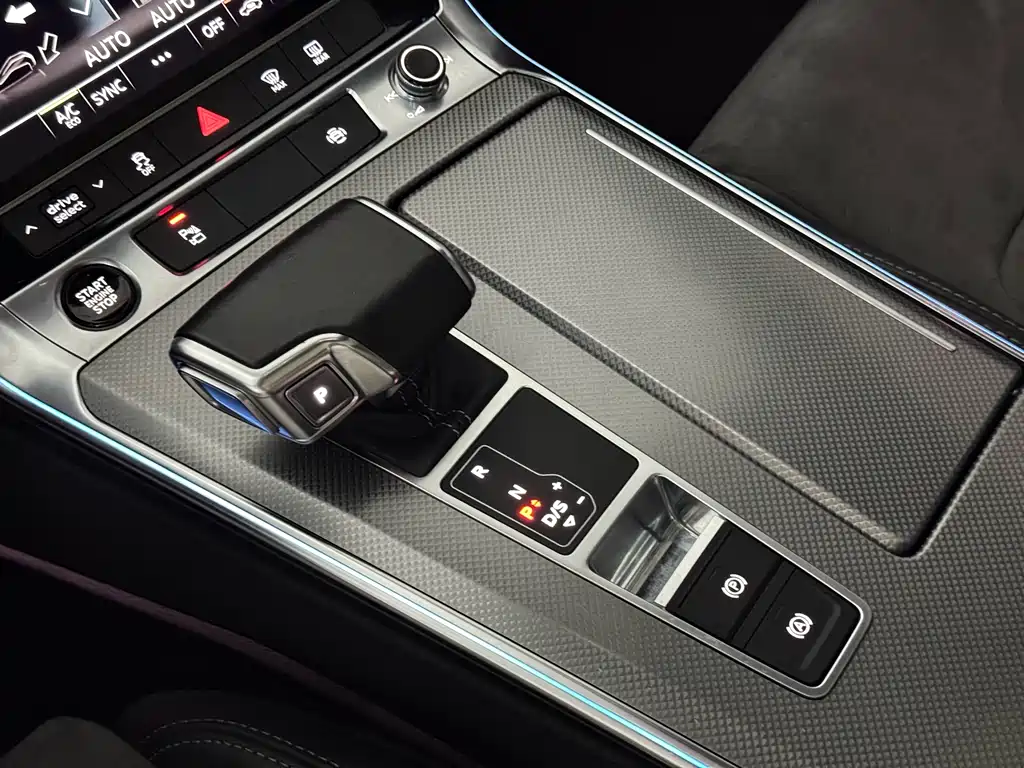 Audi A6L 2021 — фото 11