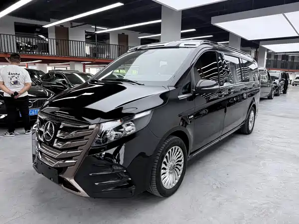 Mercedes-Benz Vito 2023