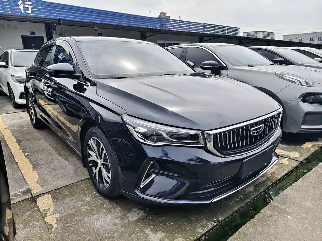 Geely Emgrand 2022 — фото 3