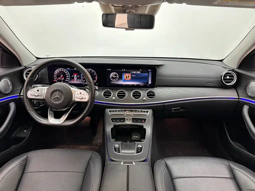Mercedes-Benz E-Class 2020 — фото 10