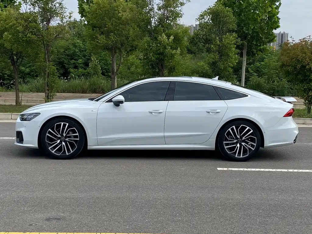 Audi A7 2024 — фото 17