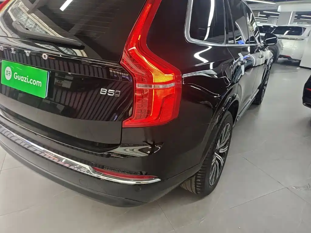 Volvo XC90 2023 — фото 8
