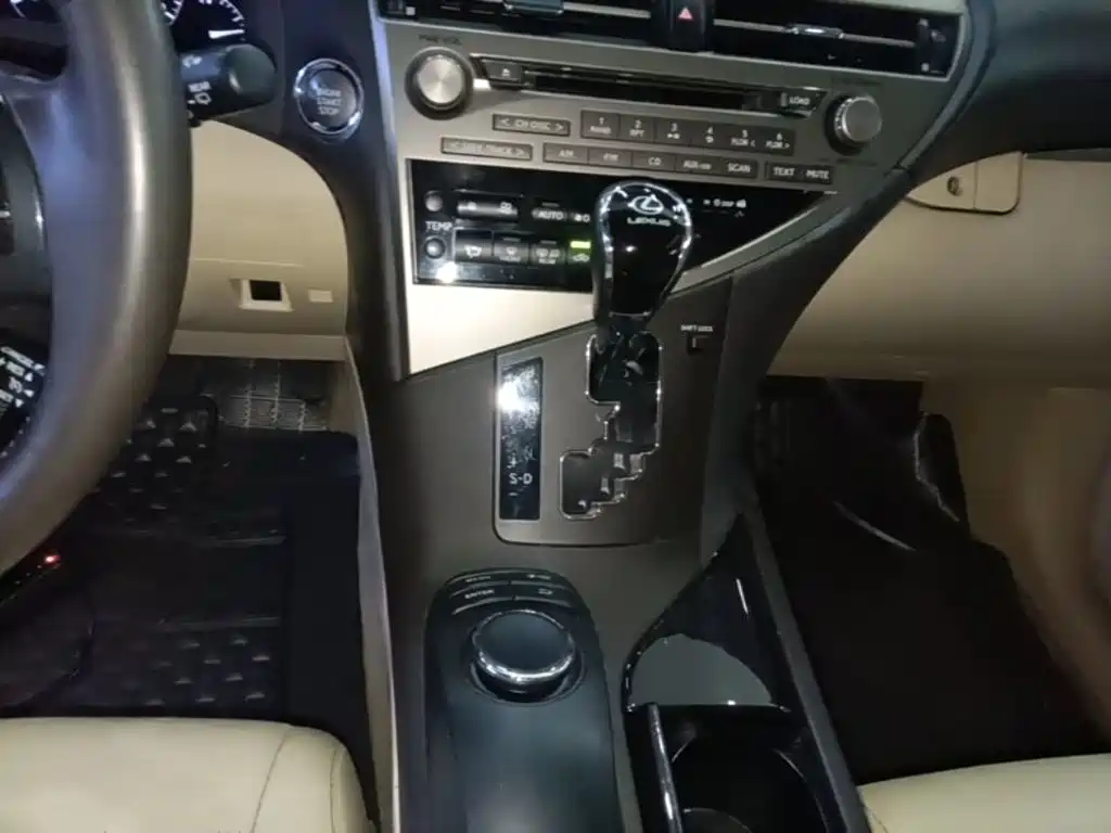 Lexus RX Classic 2014 — фото 14