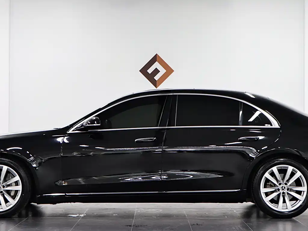 Mercedes-Benz S-Class 2023 — фото 7