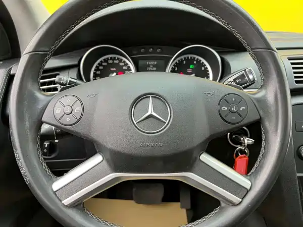 Mercedes-Benz R-Class 2017
