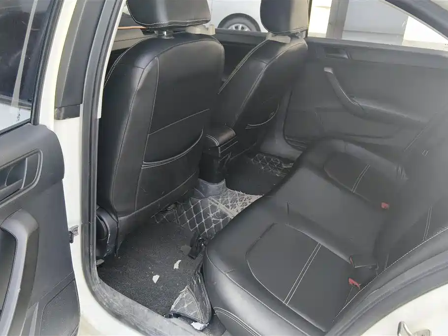 Volkswagen Santana 2019 — фото 11
