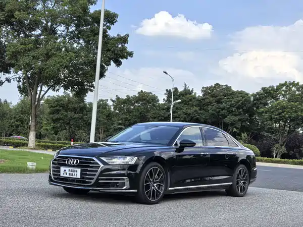 Audi A8 2021