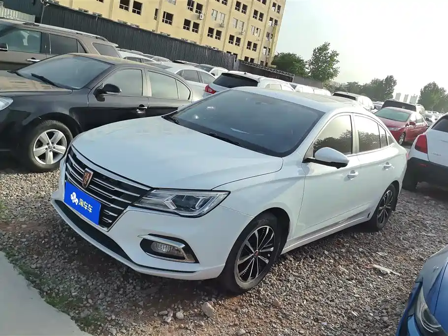 Roewe i5 2020 — фото 1