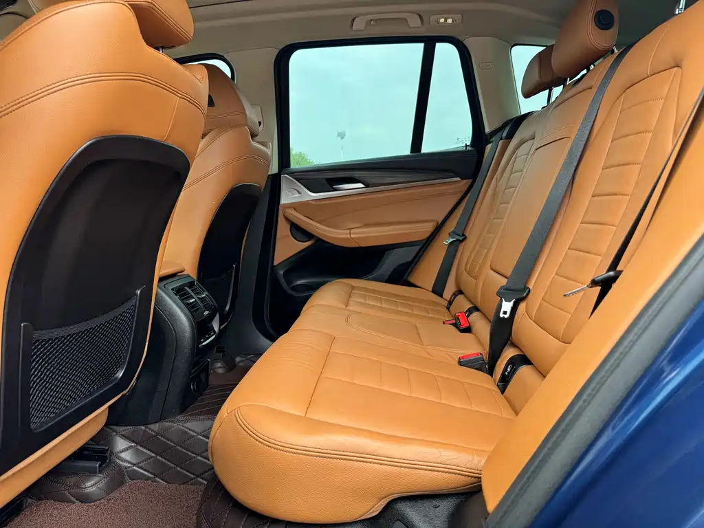BMW X3 2018 — фото 14