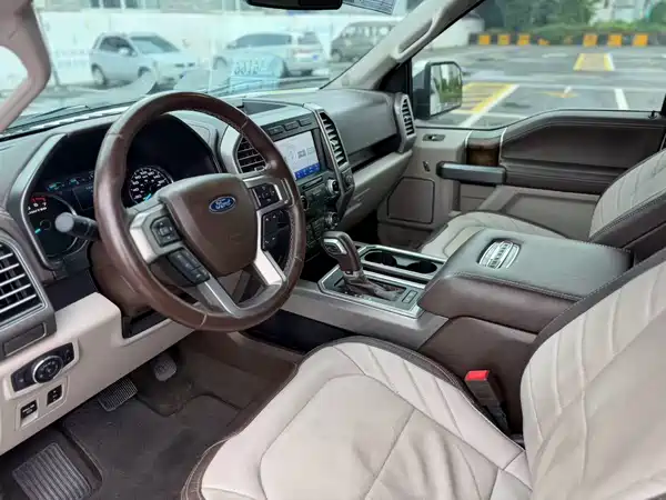 Ford F-150 Raptor 2020