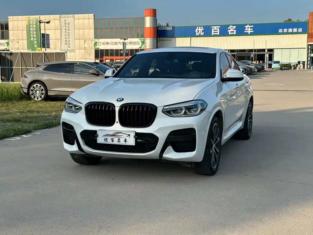 BMW X4 2021 — фото 1